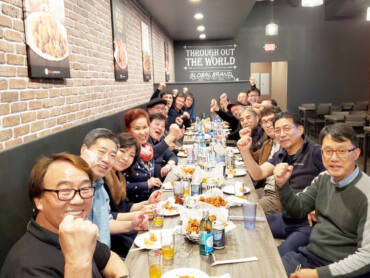 [중앙일보] 한인사회 소식- OB 축구회 송년모임 (2021-12-20)